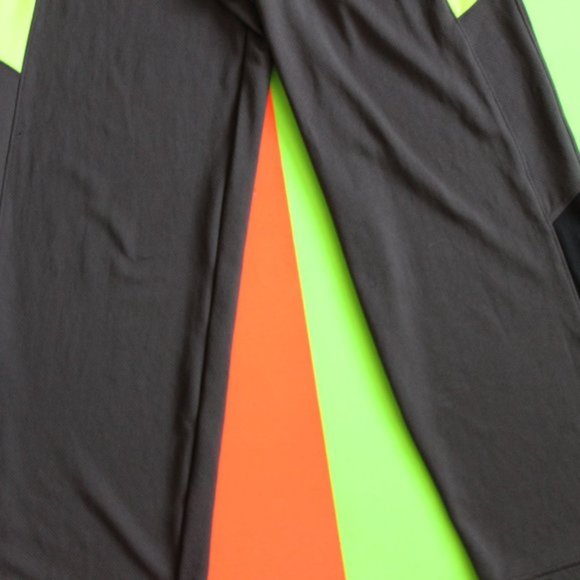 Under Armour YXL LOOSE Workout Pants - Picture 10 of 11